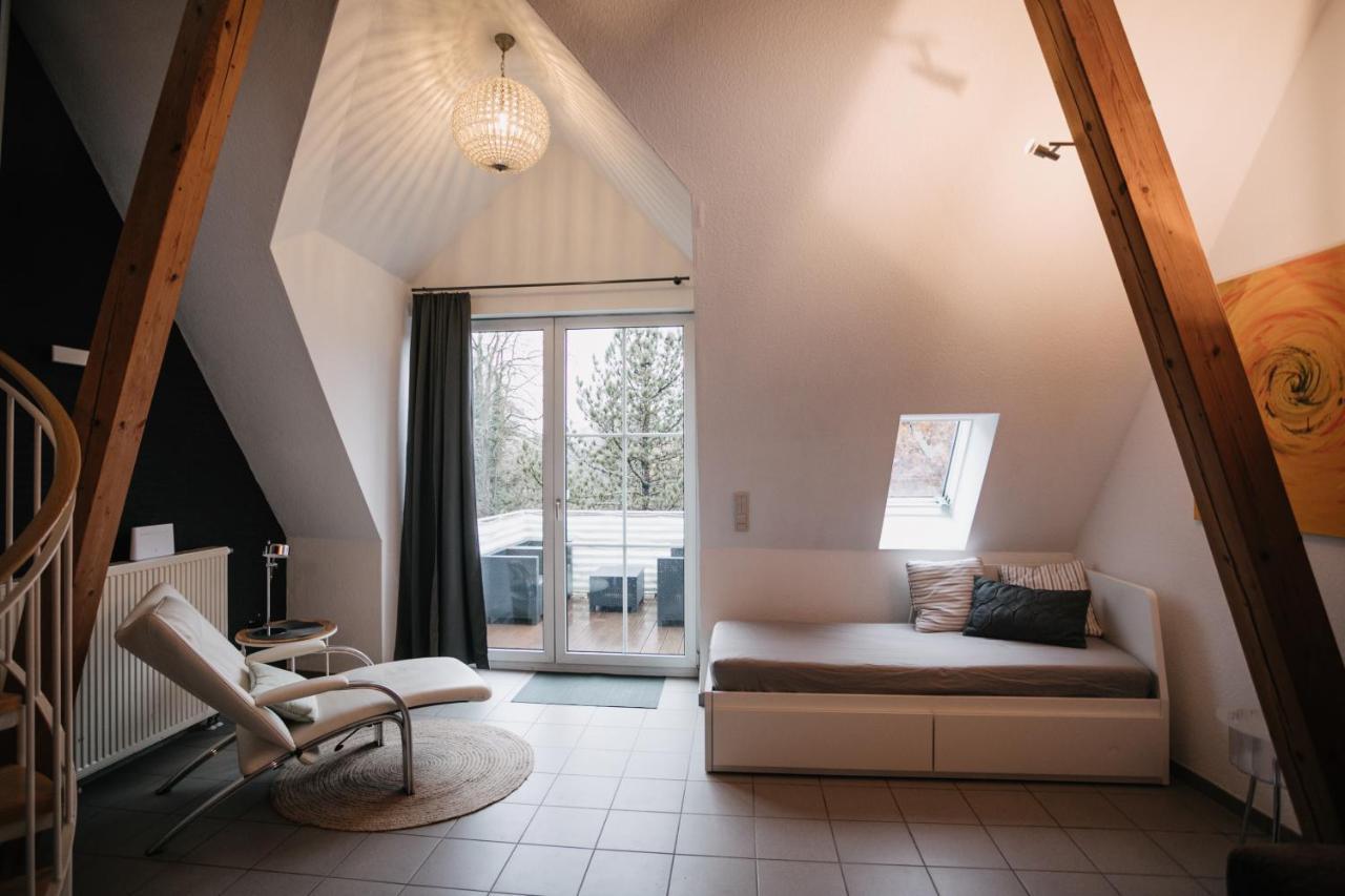 Eigenes Maisonettehaus In Idyllischer Lage Mit Balkon, Nahe Messe, 24H Self-Check In, Gratis Parken Швабах Екстериор снимка