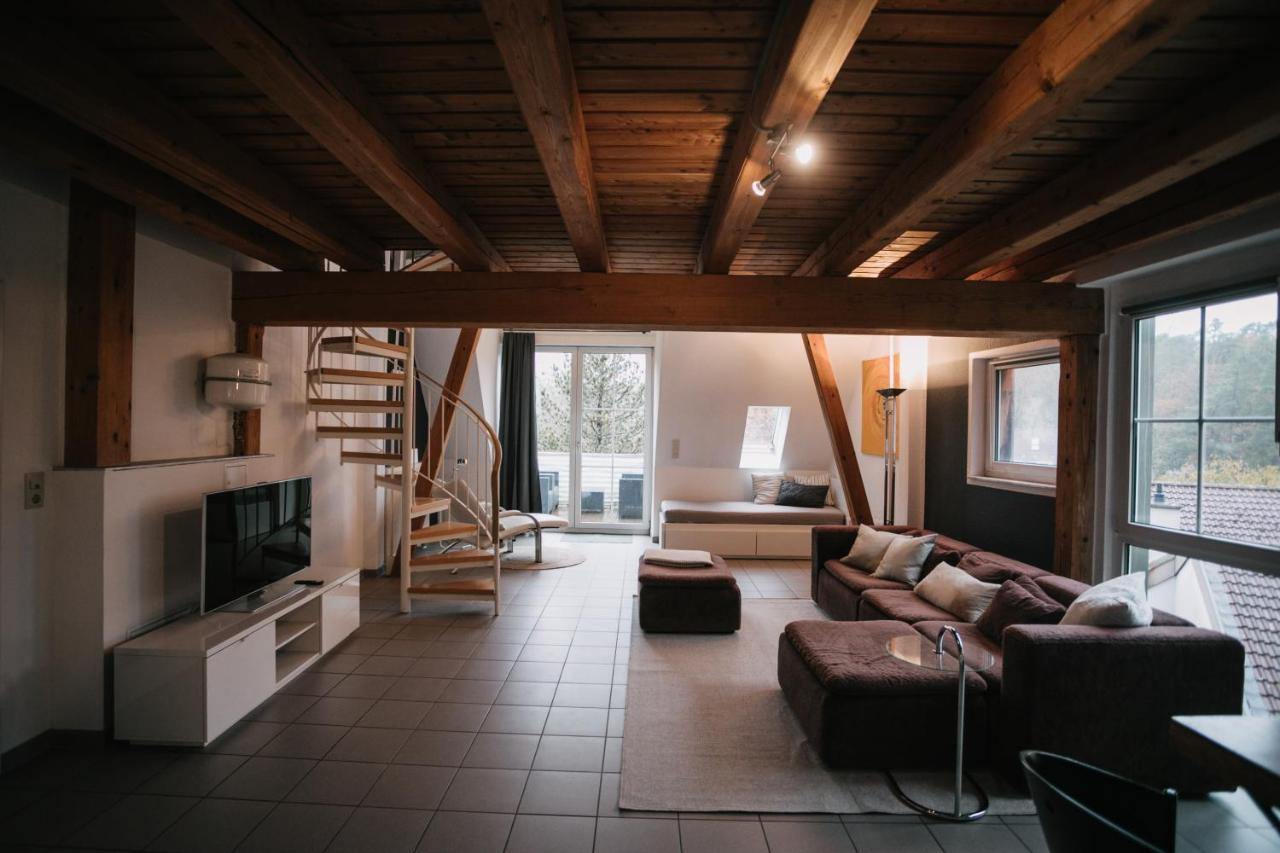 Eigenes Maisonettehaus In Idyllischer Lage Mit Balkon, Nahe Messe, 24H Self-Check In, Gratis Parken Швабах Екстериор снимка
