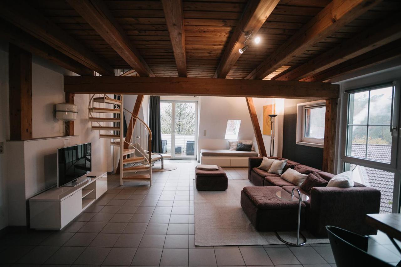 Eigenes Maisonettehaus In Idyllischer Lage Mit Balkon, Nahe Messe, 24H Self-Check In, Gratis Parken Швабах Екстериор снимка