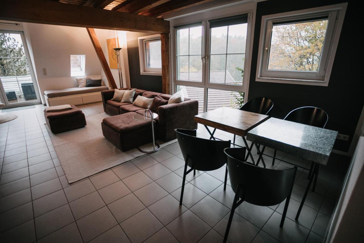 Eigenes Maisonettehaus In Idyllischer Lage Mit Balkon, Nahe Messe, 24H Self-Check In, Gratis Parken Швабах Екстериор снимка