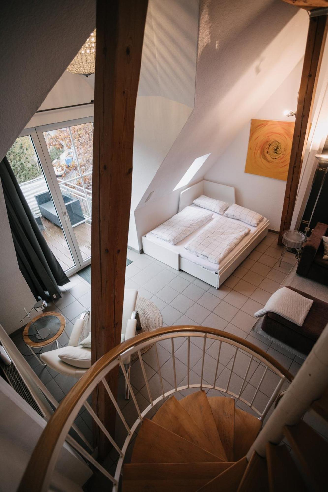 Eigenes Maisonettehaus In Idyllischer Lage Mit Balkon, Nahe Messe, 24H Self-Check In, Gratis Parken Швабах Екстериор снимка
